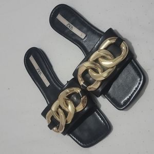 Zara Chain slides